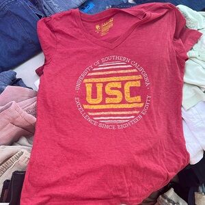 USC t-shirt size medium